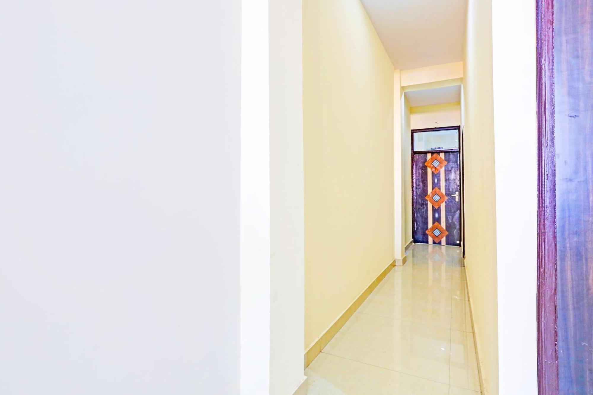 Hotel O Redbull Inn Gurgaon Ngoại thất bức ảnh