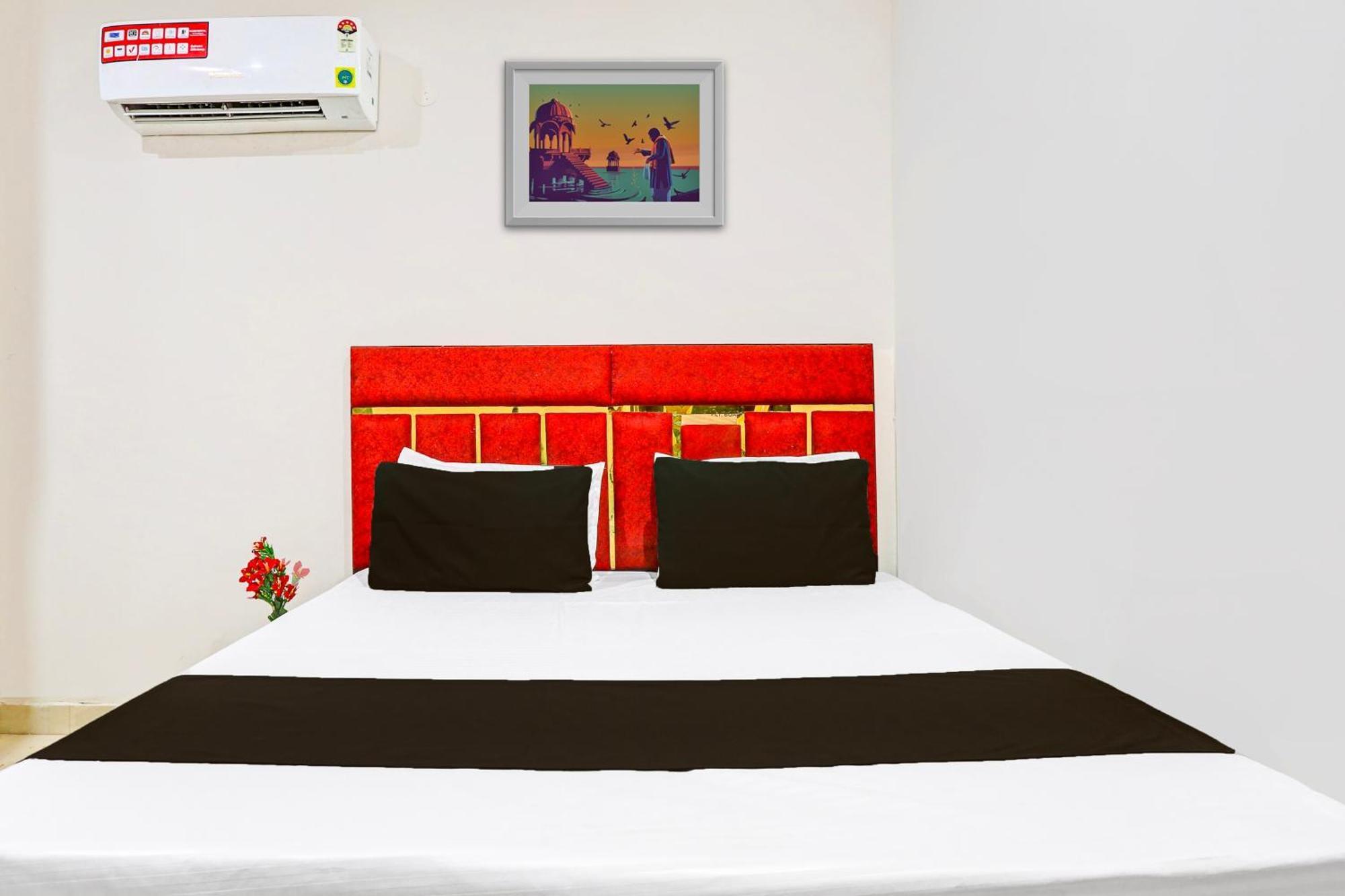Hotel O Redbull Inn Gurgaon Ngoại thất bức ảnh