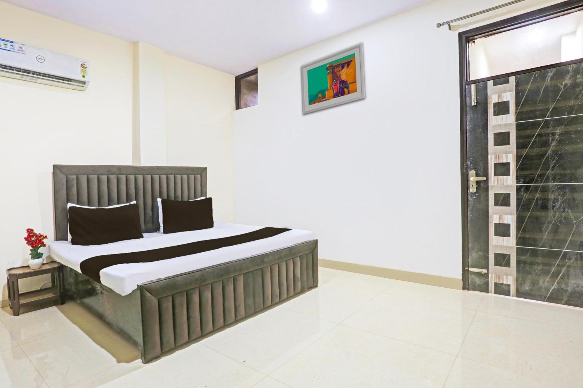 Hotel O Redbull Inn Gurgaon Ngoại thất bức ảnh